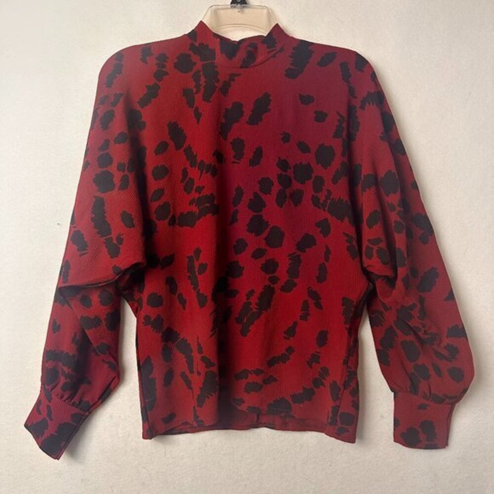 Boohoo shirt women 8 red black animal print mock‎ neck Swiftie Reputation
